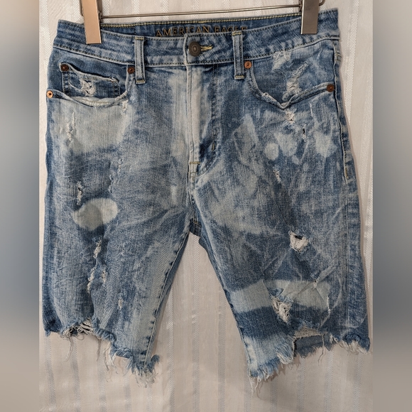 AMERICAN EAGLE OUTFITTERS Denim Shorts Bleached Distressed sz 29 - Picture 1 of 14